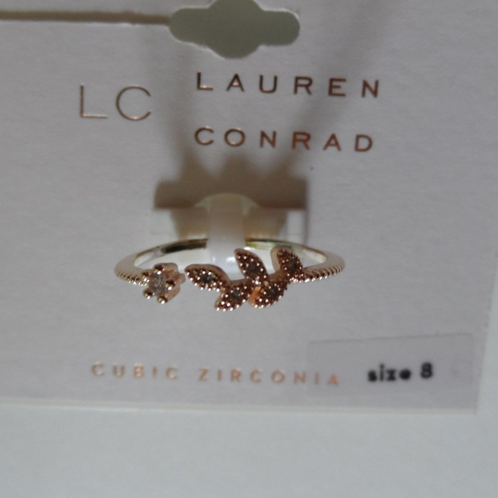 LC Lauren Conrad Open Leaf Ring Size: 8